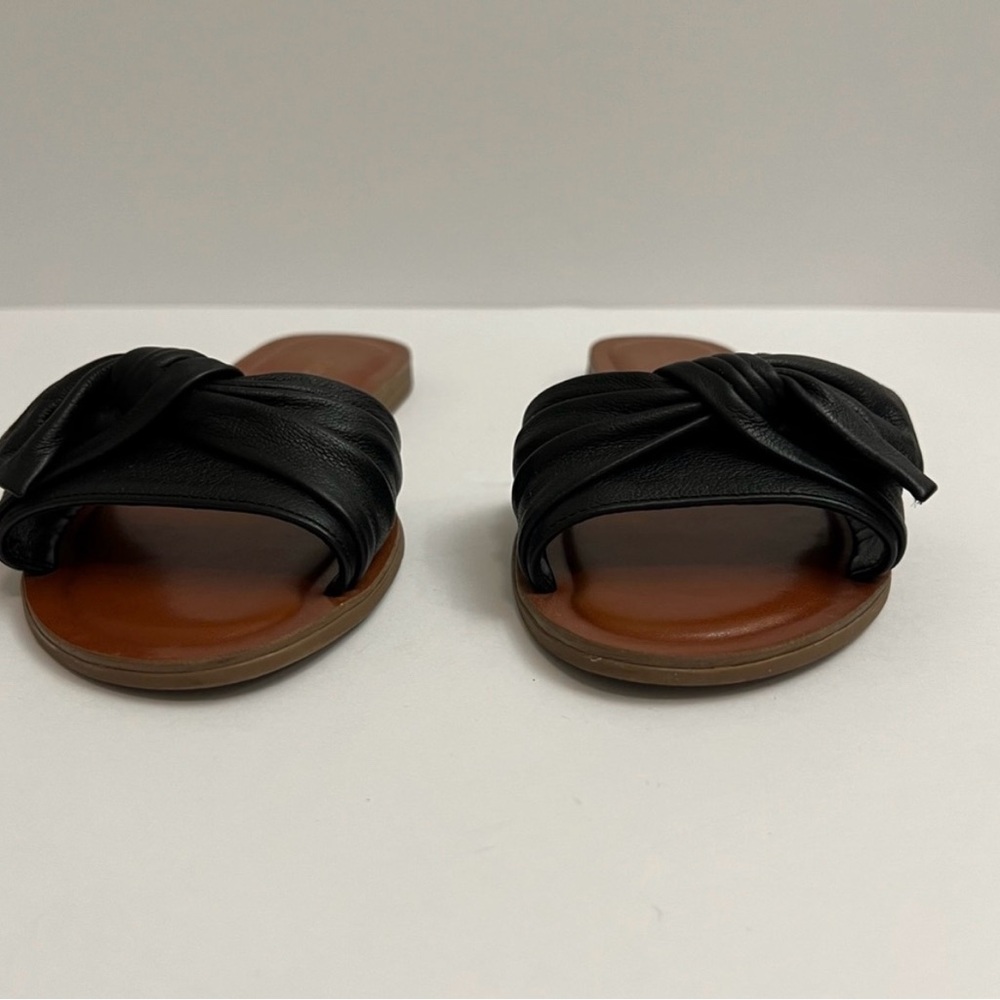 2 Pairs of Black and White Aldo Sandals Size 7 Bundle - Picture 9 of 12
